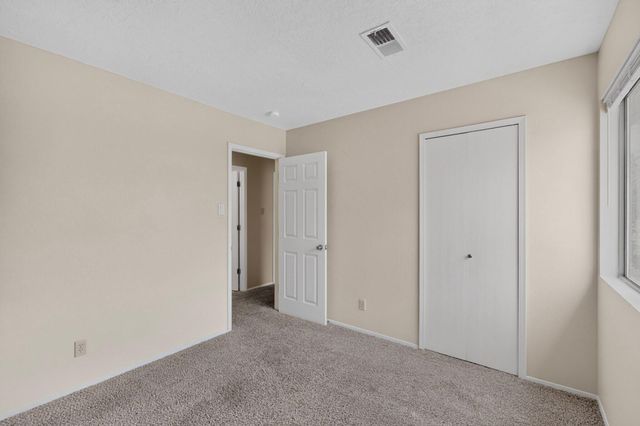 4832 Platinum Loop NE, Rio Rancho, NM 87124