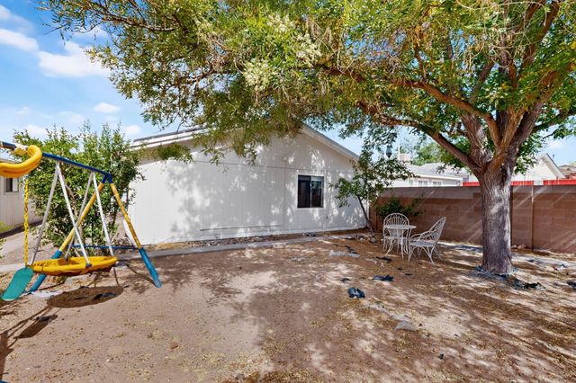 4832 Platinum Loop NE, Rio Rancho, NM 87124