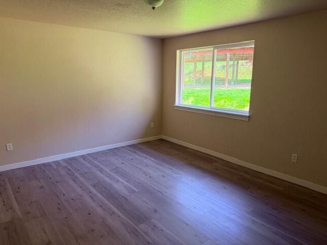 7774 Riverbanks Road, Grants Pass, OR 97527