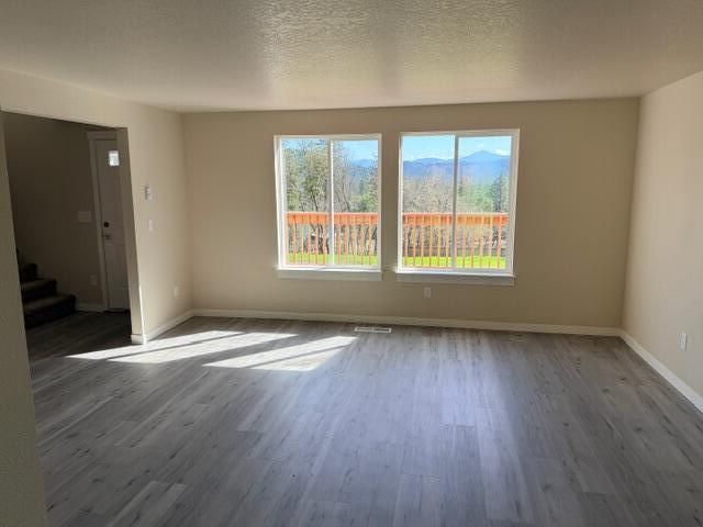 7774 Riverbanks Road, Grants Pass, OR 97527