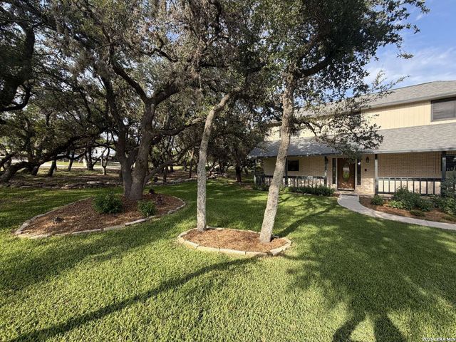 26246 HIGH TIMBER PASS ST, San Antonio, TX 78260