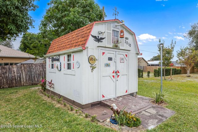 1316 Jarvis Street NW, Palm Bay, FL 32907