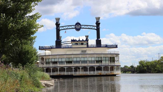 270 Snowdrop Lane, Elgin, IL 60124