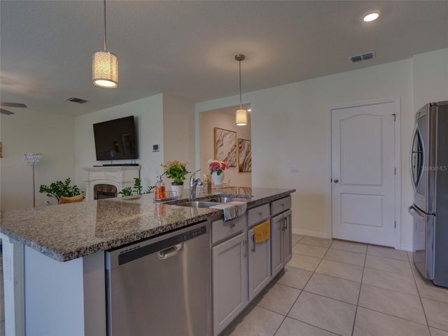 11244 AMBER RIDGE DRIVE, Zellwood, FL 32798