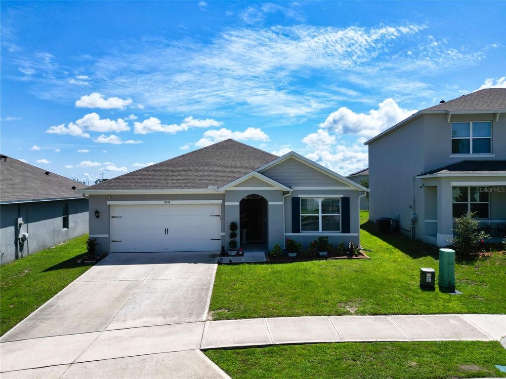 11244 AMBER RIDGE DRIVE, Zellwood, FL 32798
