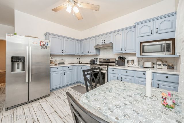 2536 N Austin Avenue, Chicago, IL 60639