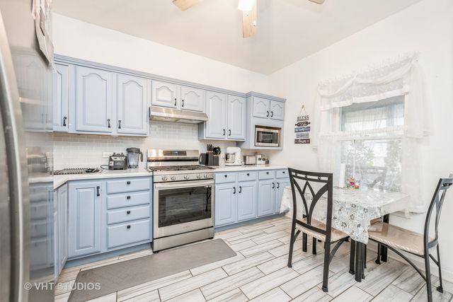 2536 N Austin Avenue, Chicago, IL 60639