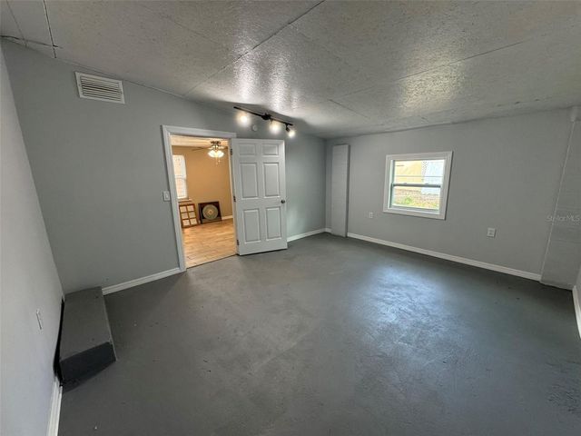 201 BROOKS ROAD, Frostproof, FL 33843