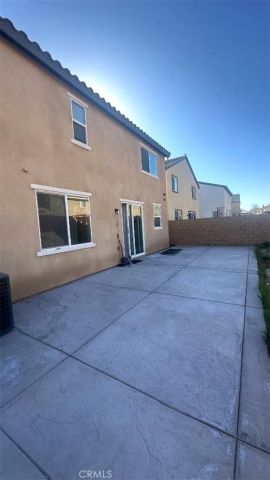 10260 Torrey Court, Hesperia, CA 92345