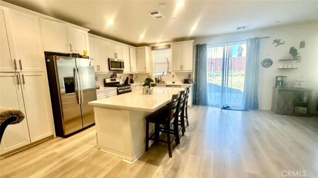 10260 Torrey Court, Hesperia, CA 92345