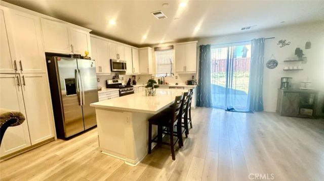 10260 Torrey Court, Hesperia, CA 92345