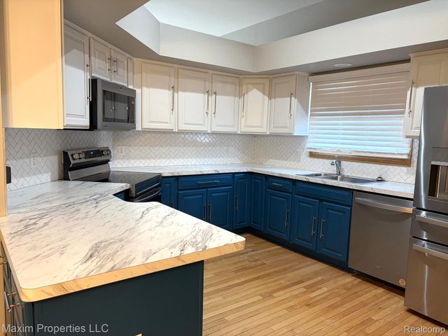 4460 Spruce Court 135, Warren, MI 48092