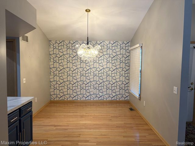 4460 Spruce Court 135, Warren, MI 48092