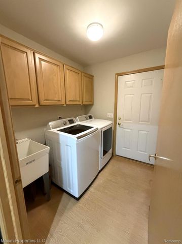 4460 Spruce Court 135, Warren, MI 48092