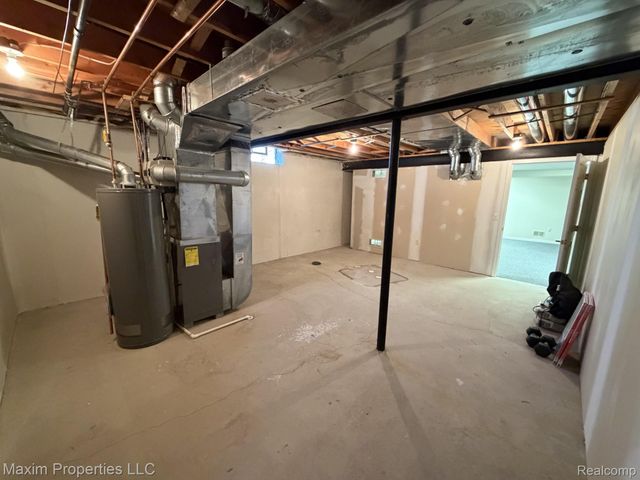 4460 Spruce Court 135, Warren, MI 48092