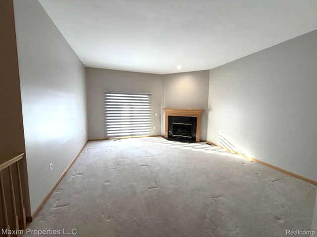 4460 Spruce Court 135, Warren, MI 48092