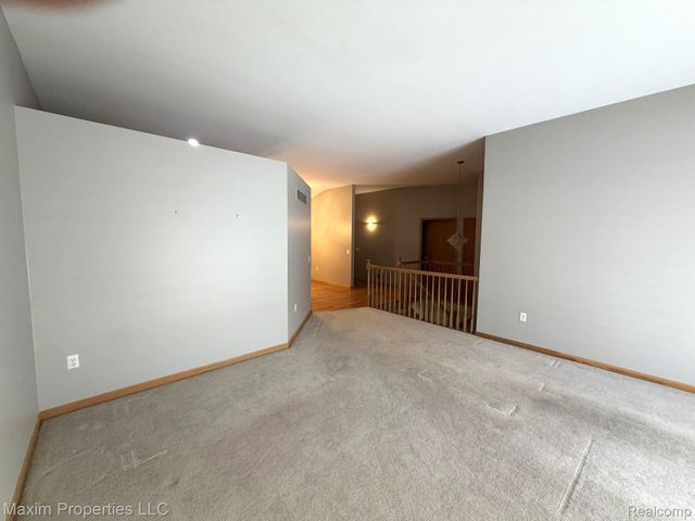 4460 Spruce Court 135, Warren, MI 48092