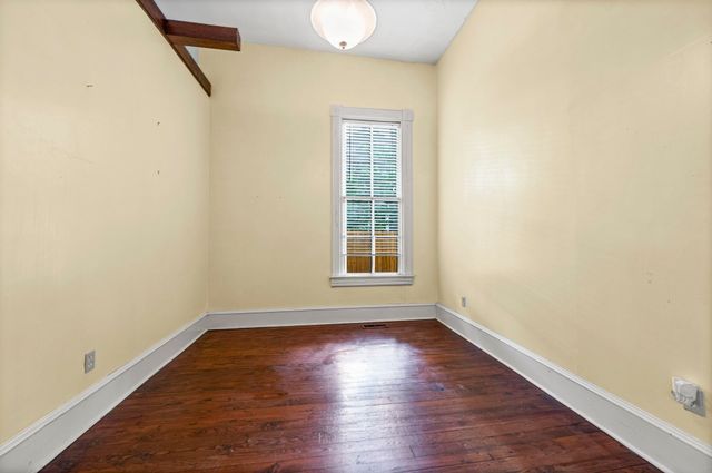 1808 LINDEN AVE, Memphis, TN 38104