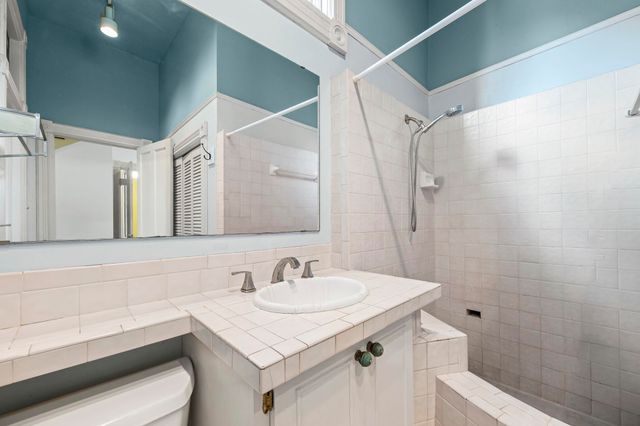 1808 LINDEN AVE, Memphis, TN 38104