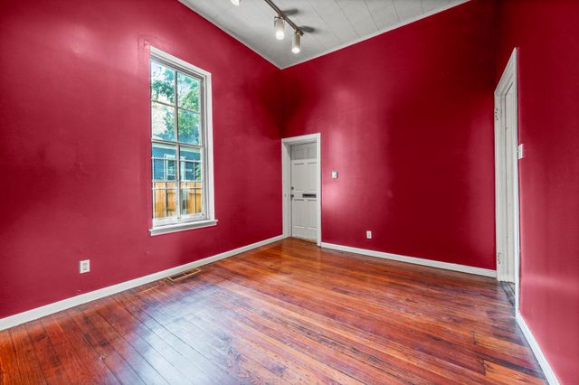 1808 LINDEN AVE, Memphis, TN 38104