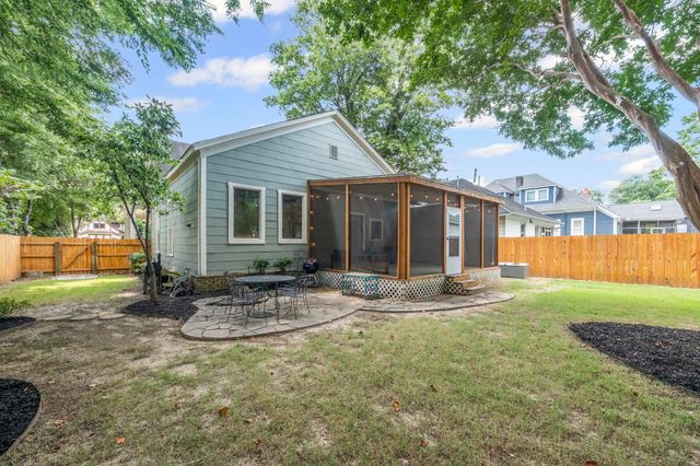 1808 LINDEN AVE, Memphis, TN 38104