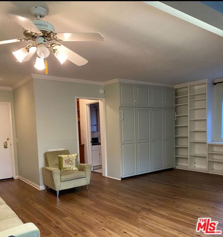 446 San Vicente Boulevard 107, Santa Monica, CA 90402