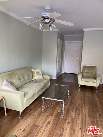446 San Vicente Boulevard 107, Santa Monica, CA 90402