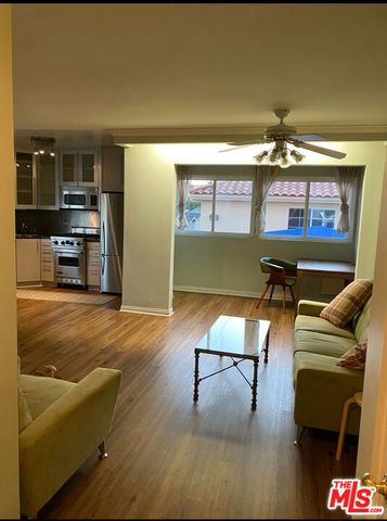 446 San Vicente Boulevard 107, Santa Monica, CA 90402