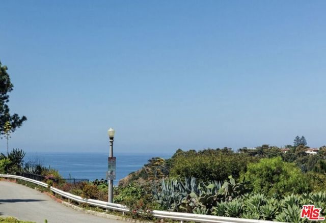 446 San Vicente Boulevard 107, Santa Monica, CA 90402