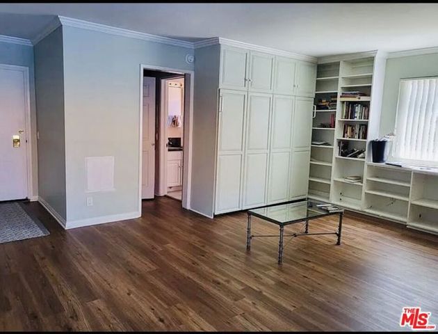 446 San Vicente Boulevard 107, Santa Monica, CA 90402