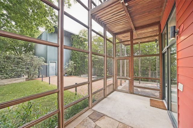 1810 Bermuda Street, Dallas, TX 75214
