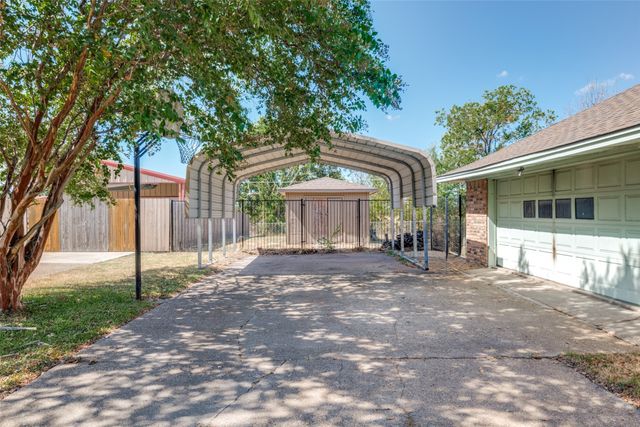 508 Estate Lane, Terrell, TX 75161