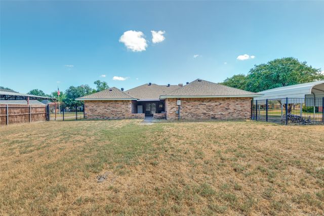 508 Estate Lane, Terrell, TX 75161