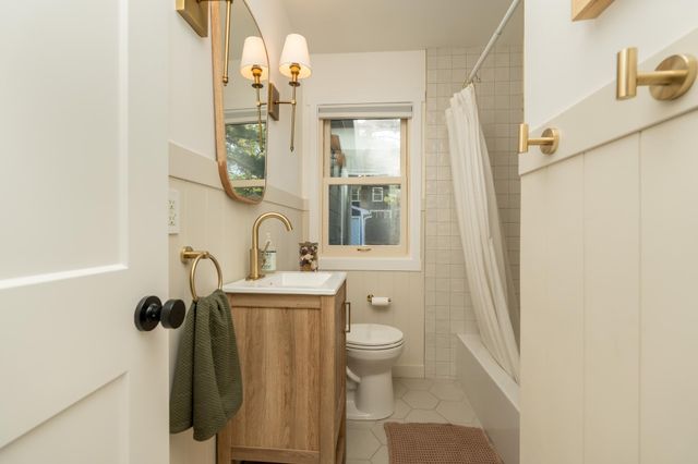 5904 Oaklawn Avenue, Edina, MN 55424