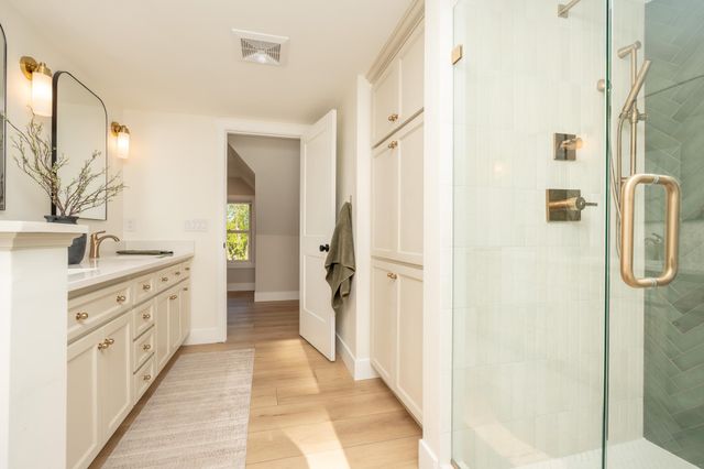 5904 Oaklawn Avenue, Edina, MN 55424