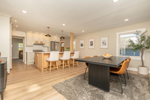 5904 Oaklawn Avenue, Edina, MN 55424