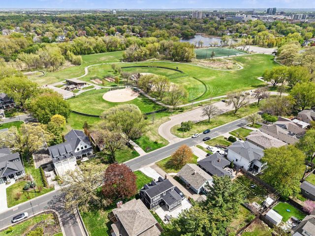 5904 Oaklawn Avenue, Edina, MN 55424
