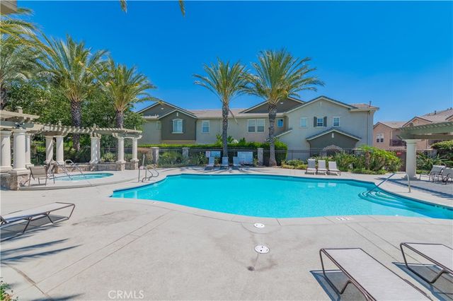 7353 Ellena W 3, Rancho Cucamonga, CA 91730