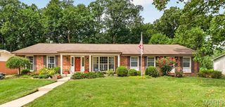 1331 Lockett Lane, Kirkwood, MO 63122