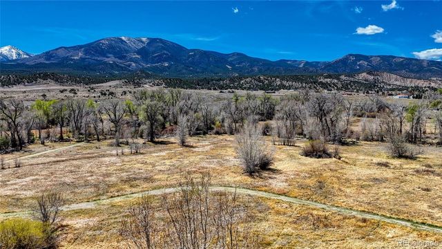 105 M And M Lane 2B, Salida, CO 81201