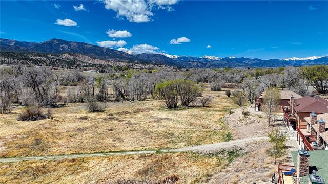 105 M And M Lane 2B, Salida, CO 81201