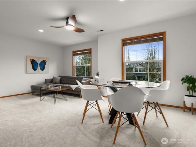 8100 231st Place NE, Redmond, WA 98053