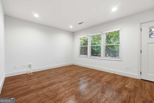 364 Brooks Avenue SW, Atlanta, GA 30310
