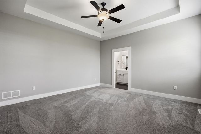306 Dogwood Lane, Tiffin, IA 52340