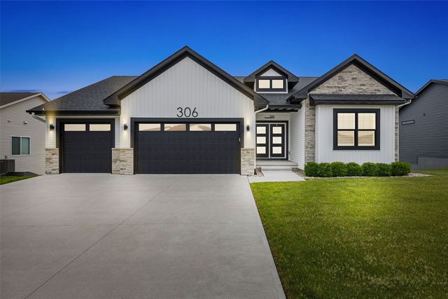 306 Dogwood Lane, Tiffin, IA 52340