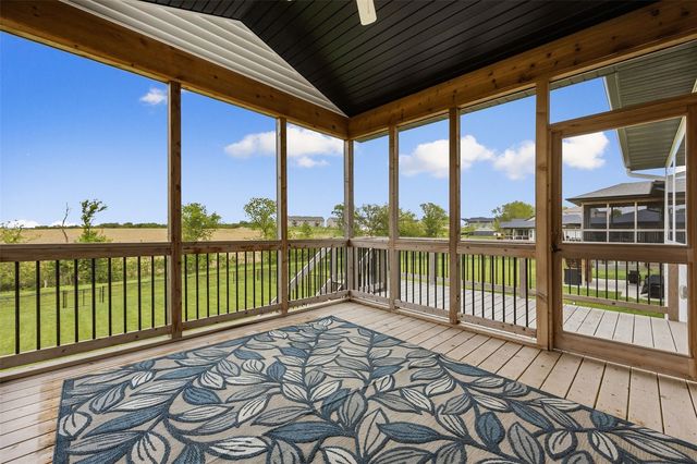306 Dogwood Lane, Tiffin, IA 52340