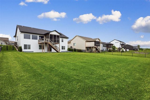 306 Dogwood Lane, Tiffin, IA 52340