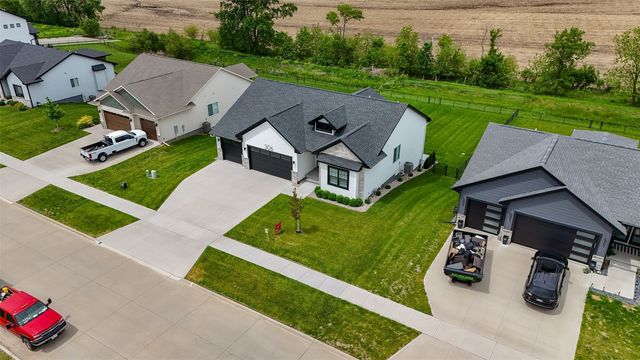 306 Dogwood Lane, Tiffin, IA 52340