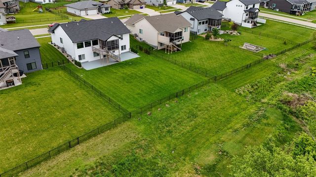 306 Dogwood Lane, Tiffin, IA 52340
