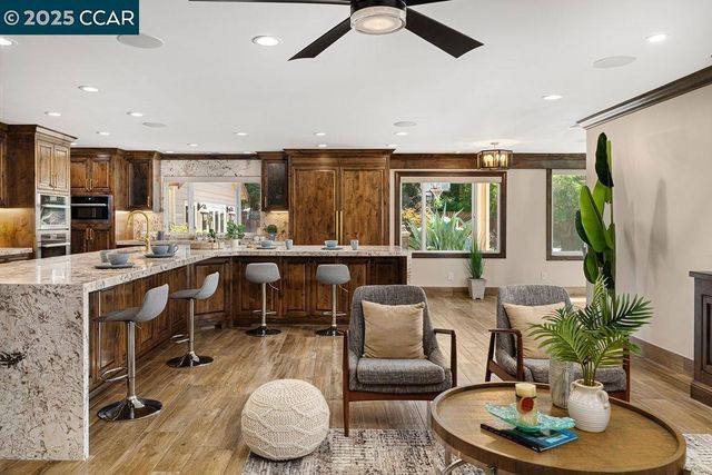 221 El Sobrante Dr, Danville, CA 94526